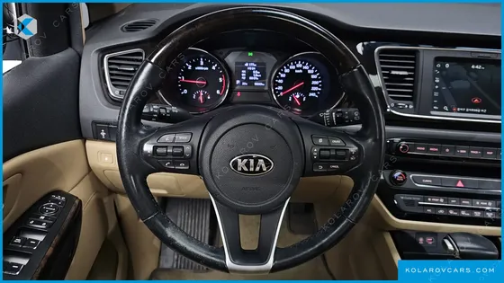 KIA CARNIVAL 9-SEATER PRSTIGE
