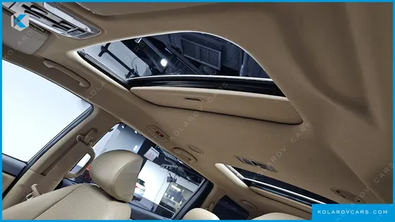 KIA CARNIVAL 9-SEATER PRSTIGE