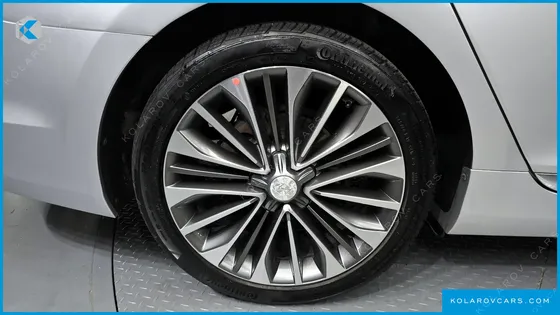 HYUNDAI GRANDEUR HG330 CELEBRITY