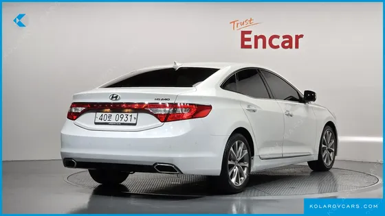 HYUNDAI GRANDEUR HG240 MODERN COLLECTION