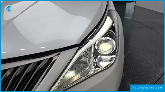 HYUNDAI GRANDEUR HG240 MODERN COLLECTION