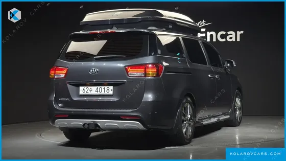 KIA CARNIVAL 9-SEATER PRESTIGE