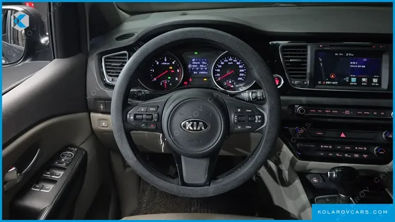 KIA CARNIVAL 9-SEATER PRESTIGE