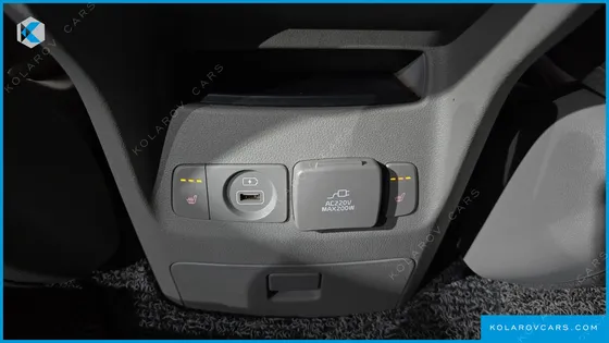 KIA CARNIVAL 9-SEATER PRESTIGE