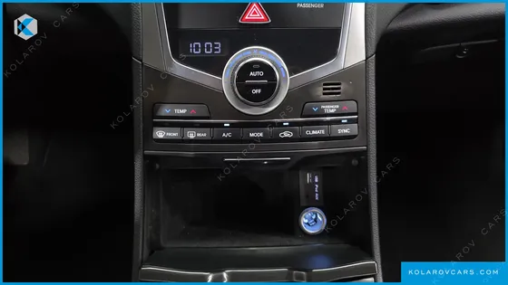 HYUNDAI GRANDEUR HG240 MODERN