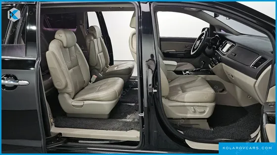 KIA CARNIVAL 9-SEATER NOBLESSE