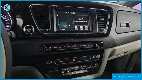 KIA CARNIVAL 9-SEATER NOBLESSE