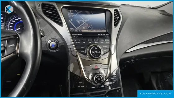 HYUNDAI GRANDEUR HG240 LUXURY