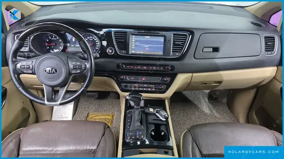 KIA CARNIVAL GASOLINE 9-SEATER NOBLESSE