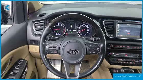 KIA CARNIVAL GASOLINE 9-SEATER NOBLESSE