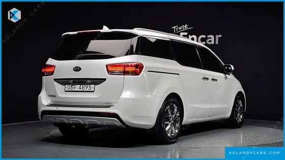 KIA CARNIVAL 9-SEATER PRESTIGE