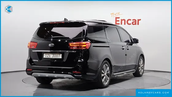KIA CARNIVAL 9-SEATER NOBLESSE SPECIAL