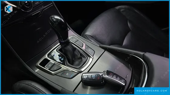 HYUNDAI GRANDEUR HG240 MODERN