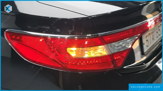 HYUNDAI GRANDEUR HG240 MODERN