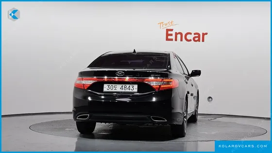 HYUNDAI GRANDEUR HG240 LUXURY