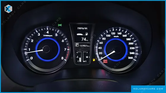 HYUNDAI GRANDEUR HG240 LUXURY