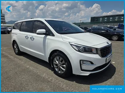 KIA CARNIVAL 11-SEATER DELUXE