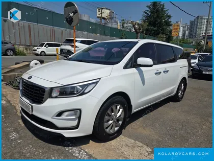 KIA CARNIVAL 11-SEATER DELUXE