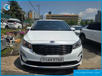 KIA CARNIVAL 11-SEATER DELUXE