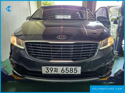 KIA CARNIVAL 9-SEATER PRESTIGE
