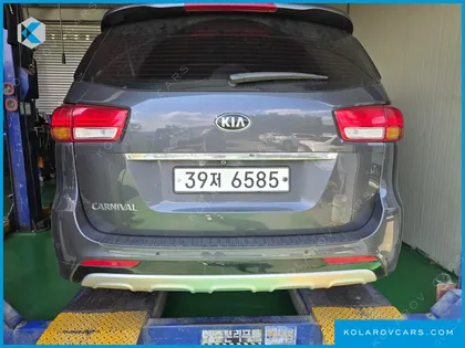 KIA CARNIVAL 9-SEATER PRESTIGE