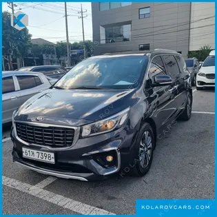 KIA CARNIVAL 9-SEATER LUXURY