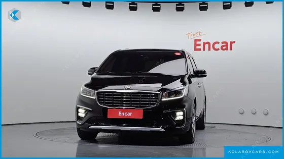 KIA CARNIVAL 9-SEATER NOBLESSE