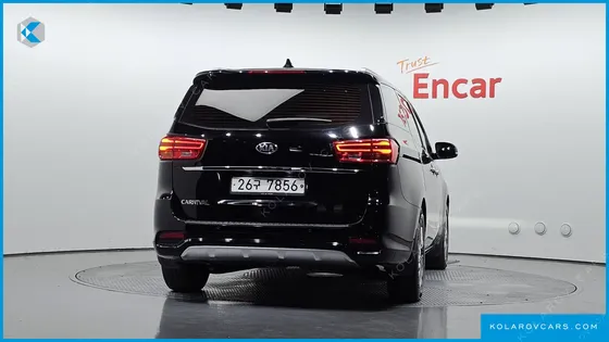 KIA CARNIVAL 9-SEATER NOBLESSE