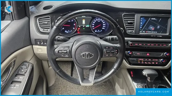 KIA CARNIVAL 9-SEATER NOBLESSE SPECIAL