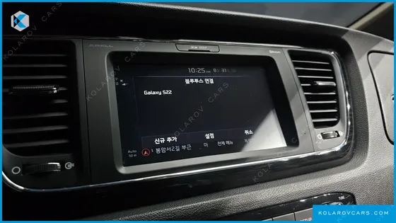 KIA CARNIVAL 9-SEATER NOBLESSE SPECIAL