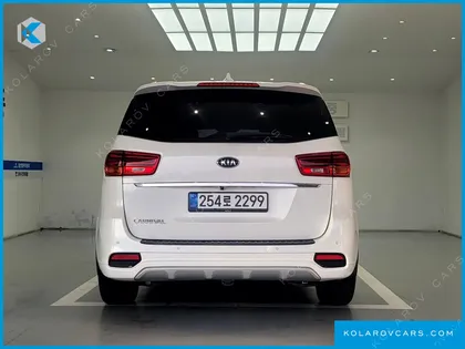 KIA CARNIVAL 9-SEATER PRSTIGE