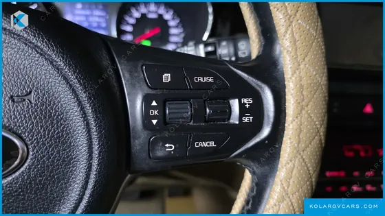 KIA CARNIVAL 9-SEATER PRESTIGE