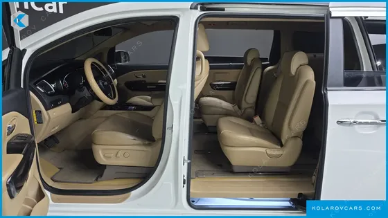 KIA CARNIVAL 9-SEATER PRESTIGE
