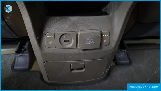 KIA CARNIVAL 9-SEATER PRESTIGE