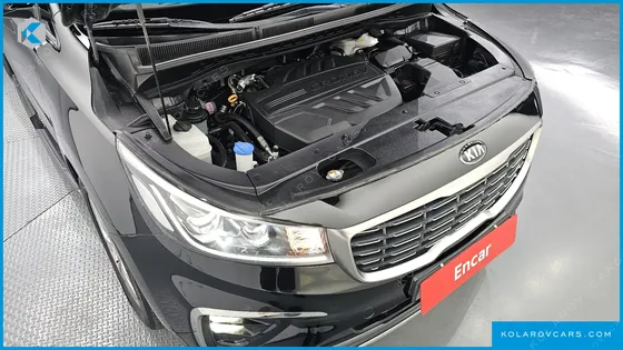 KIA CARNIVAL 9-SEATER NOBLESSE
