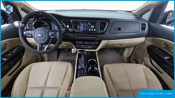 KIA CARNIVAL 9-SEATER NOBLESSE