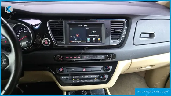 KIA CARNIVAL 9-SEATER HI-LIMOUSINE