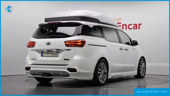 KIA CARNIVAL 9-SEATER HI-LIMOUSINE
