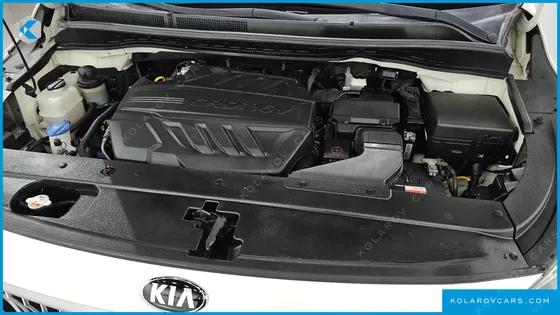 KIA CARNIVAL 9-SEATER HI-LIMOUSINE