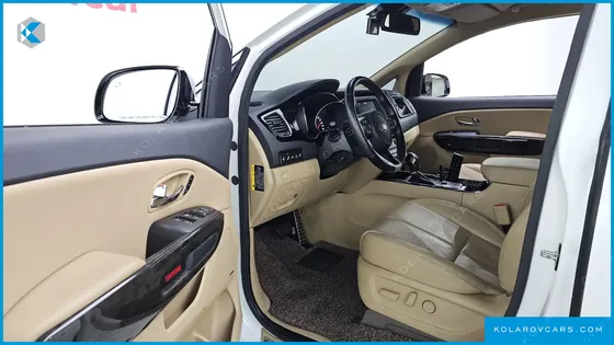 KIA CARNIVAL 9-SEATER HI-LIMOUSINE