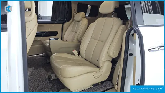 KIA CARNIVAL 9-SEATER HI-LIMOUSINE