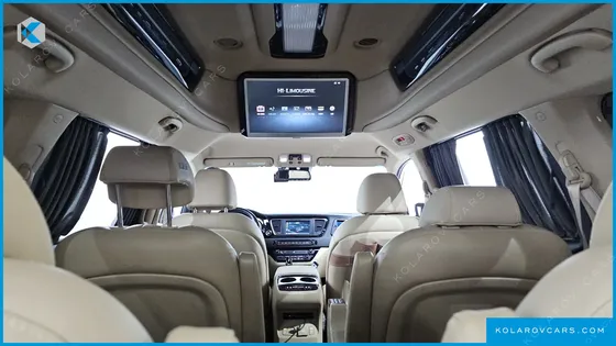 KIA CARNIVAL 9-SEATER HI-LIMOUSINE