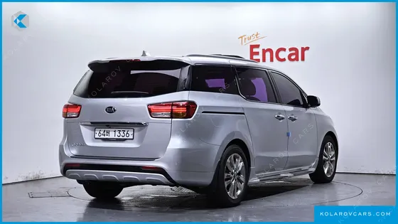 KIA CARNIVAL 9-SEATER PRESTIGE