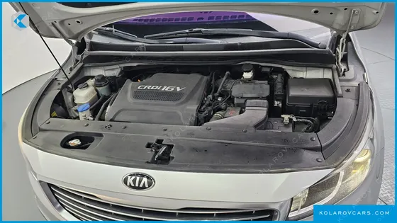 KIA CARNIVAL 9-SEATER PRESTIGE