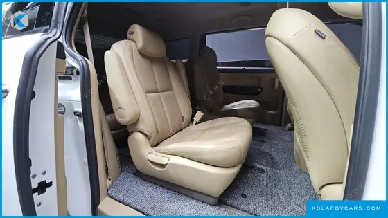 KIA CARNIVAL 9-SEATER NOBLESSE SPECIAL