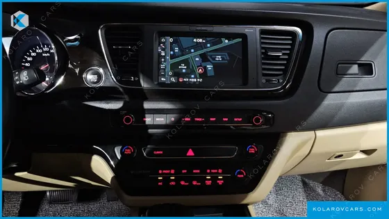 KIA CARNIVAL 9-SEATER NOBLESSE SPECIAL