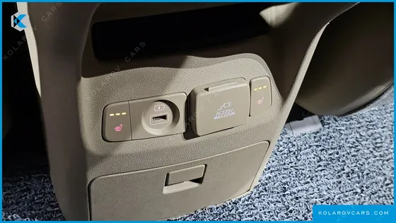 KIA CARNIVAL 9-SEATER NOBLESSE SPECIAL