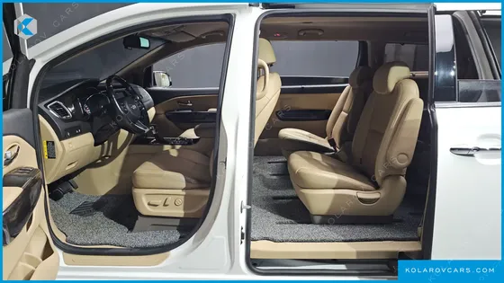 KIA CARNIVAL 9-SEATER NOBLESSE SPECIAL