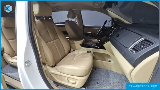KIA CARNIVAL 9-SEATER NOBLESSE SPECIAL