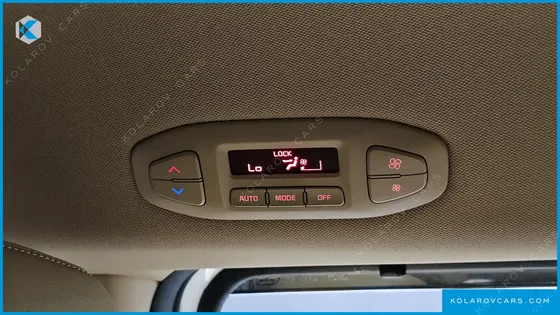KIA CARNIVAL 9-SEATER NOBLESSE SPECIAL